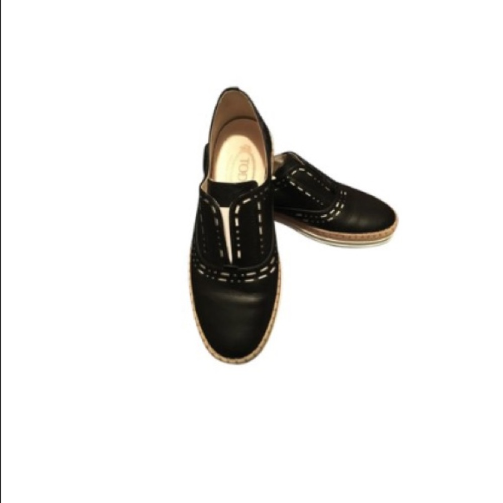 TOD’s Black & white Oxford shoes